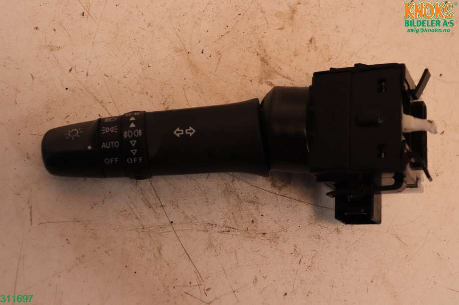 Bryter blink til Mitsubishi i-MiEV 2010-->> (MITSUBISHI|8614A061|)