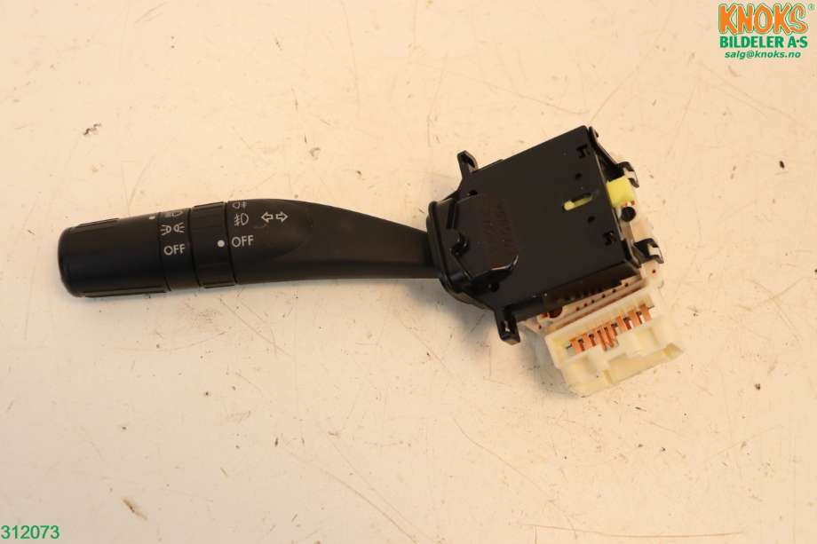 Bryter blink til Subaru Forester, 2008-2013 (Type III)  (SUBARU|83115AG150)