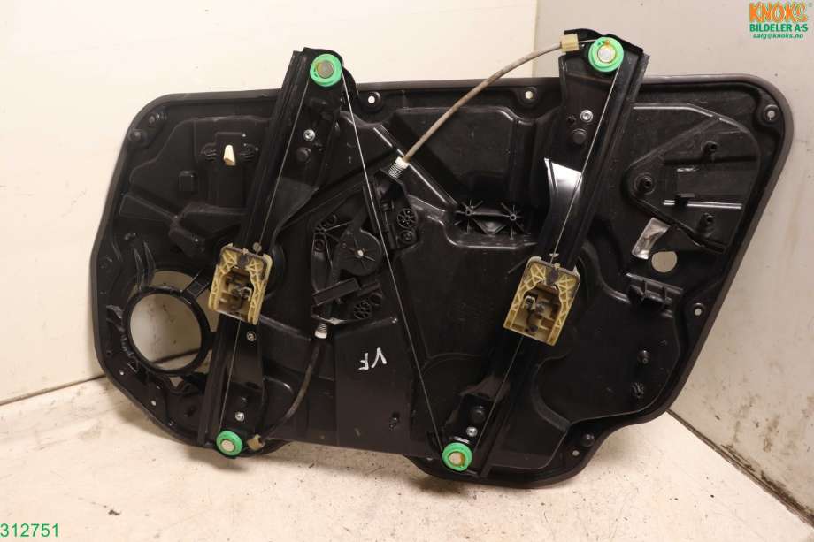 Ruteheis til Volvo V60 2010-2013 (Type I, Fase 1)  (VOLVO|31440785|)