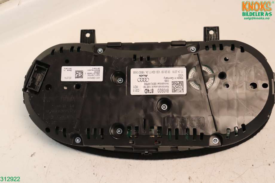Instrumentpanel til Audi A3 2016-2020 (Type III, Fase 2)  (AUDI|8V0 920 874 D|)