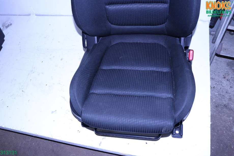 Sete foran høyre til Mazda CX-5 2012-2017 (Type I)  (MAZDA|)