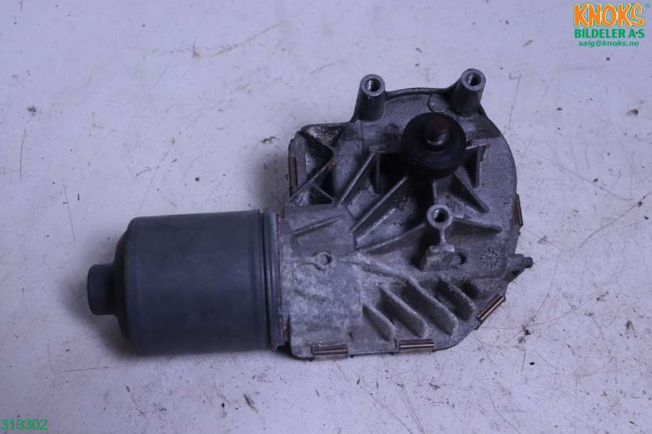 Viskermotor frontrute til BMW 5-Serie 2010-2017 (F10/F11) (F10/F11) (BMW|61 61 7 306 266|1397220943|7308771)
