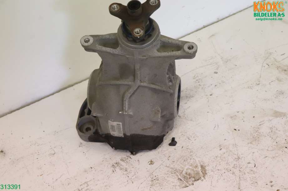 Kardang klokke bak til BMW 5-Serie 2010-2017 (F10/F11) (F10/F11) (BMW|33 10 7 584 444|)