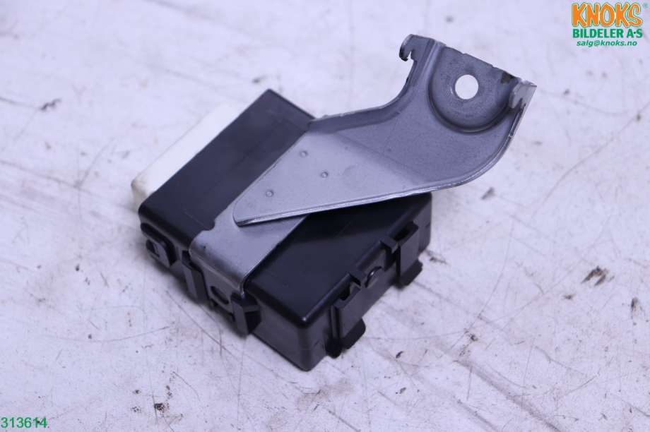 Rele diverse til Toyota Land Cruiser 150 2014-->> (Fase 2) (TOYOTA|8594060120|)