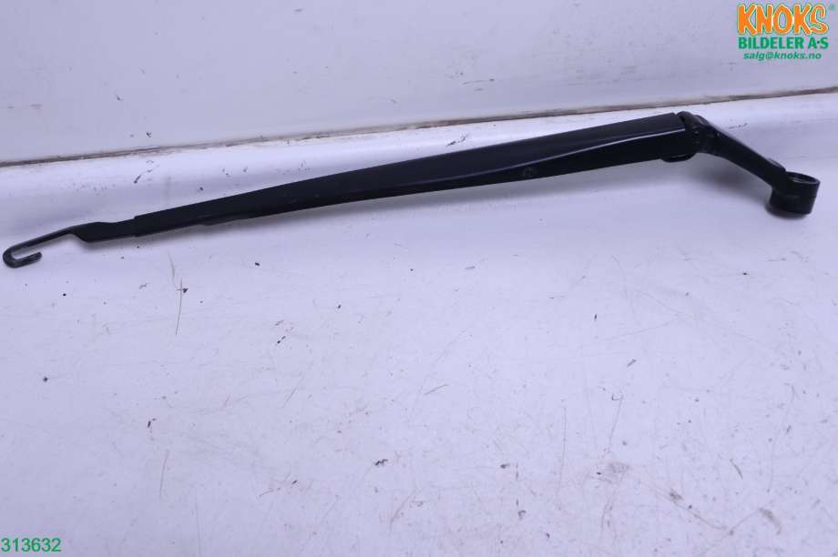 Viskerarmer frontrute til Toyota Land Cruiser 150, 2014-->> (Fase 2) (TOYOTA|8521160310)