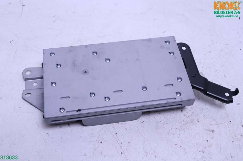 Bilstereo forsterker til Toyota Land Cruiser 150 2014-->> (Fase 2) (TOYOTA|8628060650|)