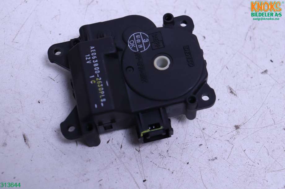 Varmeapparat diverse til Toyota Land Cruiser 150, 2014-->> (Fase 2) (TOYOTA|8710633270)