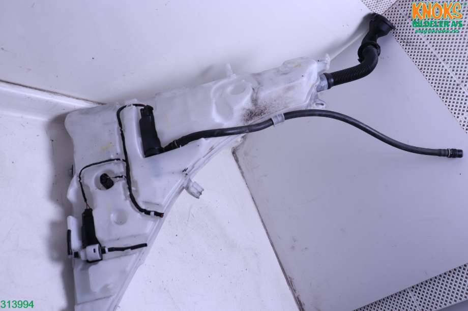 Spylertank til BMW X5, 2013-2018 (F15) (F15) (BMW|61 66 7 304 068)