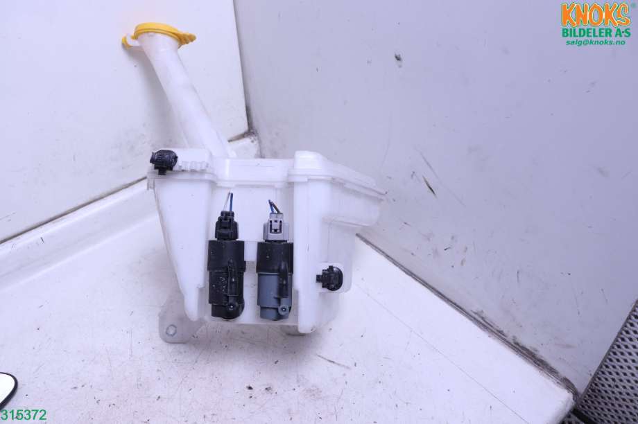 Spylertank til Toyota Yaris 2014-2020 (Type III, Fase 2) (TOYOTA|853150D170|)