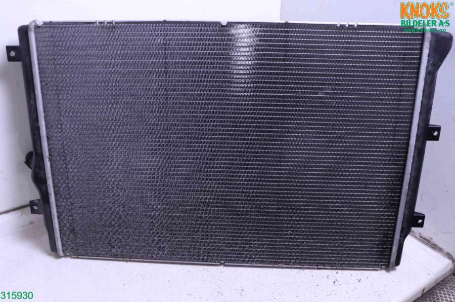Radiator (automat gir) til VW CC 2012-2014 (PASSAT CC) (PASSAT CC) (VOLKSWAGEN|1K0 121 251 AB|)