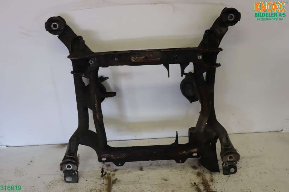 Travers foran hoved til Mercedes ML 2005-2011 (W164) (W164) (MERCEDES|A 164 330 00 58|)