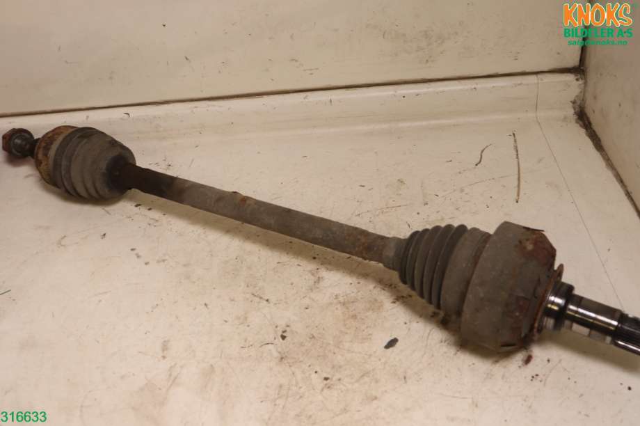 Drivaksel høyre bak til Mercedes ML 2005-2011 (W164) (W164) (MERCEDES|A 164 350 00 10|)