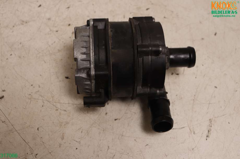 Vannpumpe til VW e-Golf, 2014-2017 (Fase 1)  (VOLKSWAGEN|04L965567A)