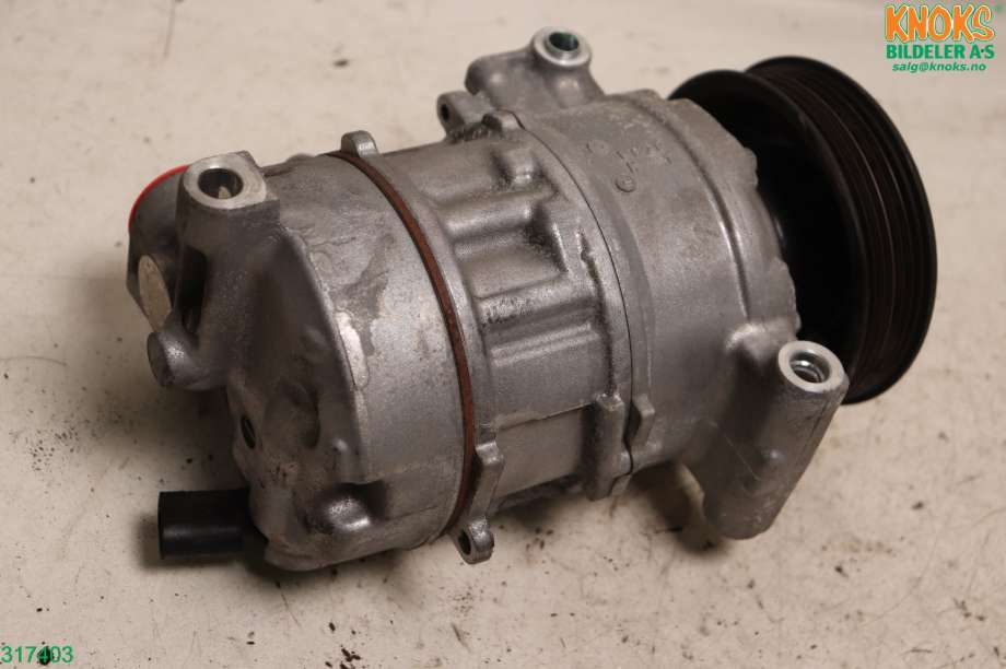 Aircondition kompressor til VW Golf VII 2012-2017 (Fase 1)  (VOLKSWAGEN|5Q0 820 803 K|)