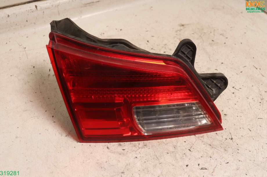 Baklykt venstre indre til Subaru Outback, 2009-2014 (Type IV) (SUBARU|84912AJ240)