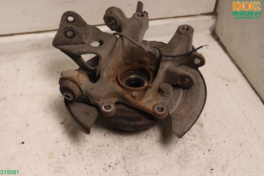 Hjulspindel høyre bak til Toyota RAV4 2013-2015 (Type IV, Fase 1)  (TOYOTA|4230442020|)