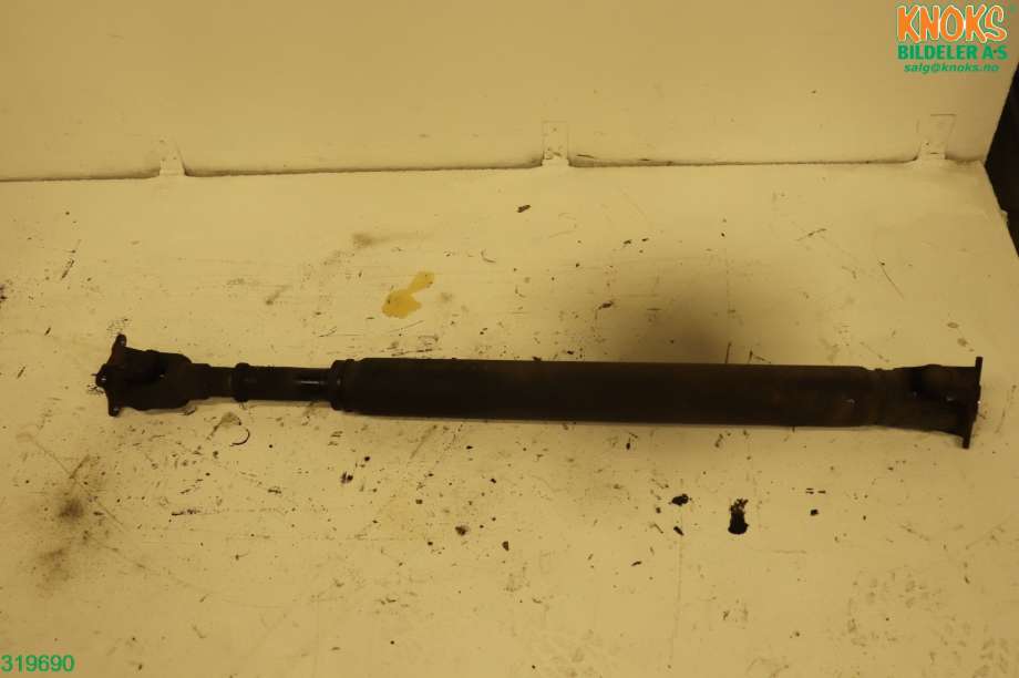 Mellomaksel til Toyota Land Cruiser 120 2002-2009 (TOYOTA|3711060A00|)
