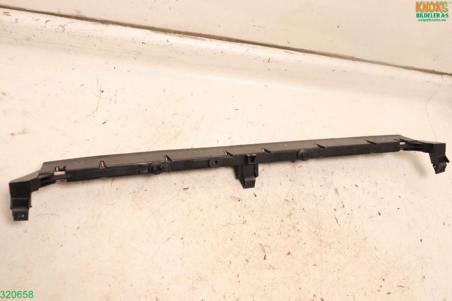Baklykt bremselys bakrute til Mercedes GLK 2008-2015 (X204) (X204) (MERCEDES|A 204 820 12 56|)