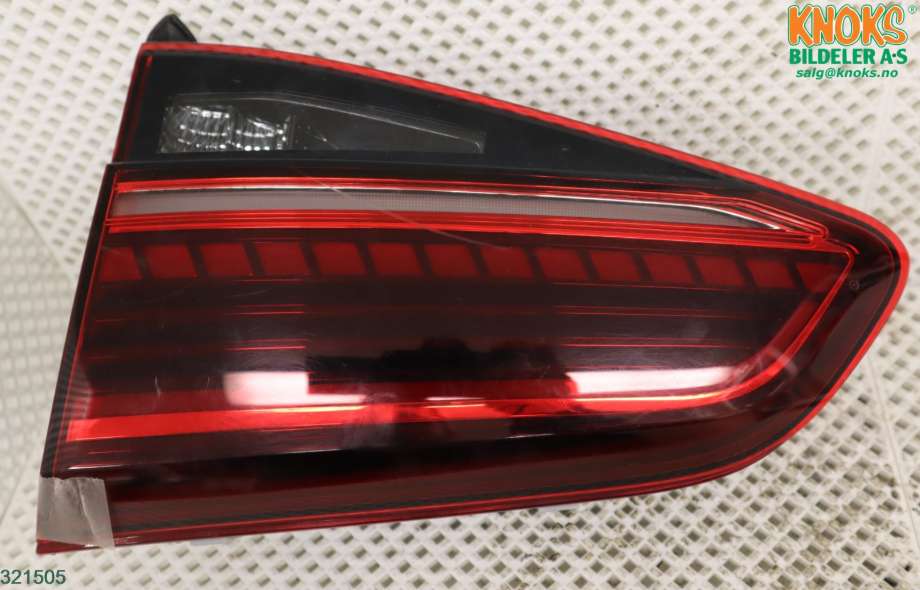 Baklykt høyre indre til VW Golf VII 2012-2017 (Fase 1) (5G0 945 308 P|)