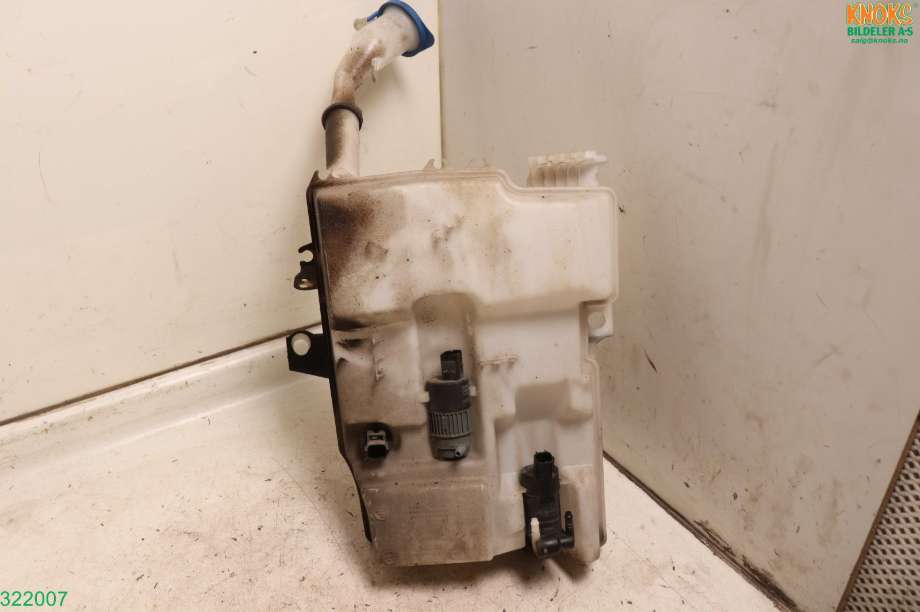 Spylertank til Ford Focus 2011-2014 (Type III, Fase 1) (FORD|2011142|)