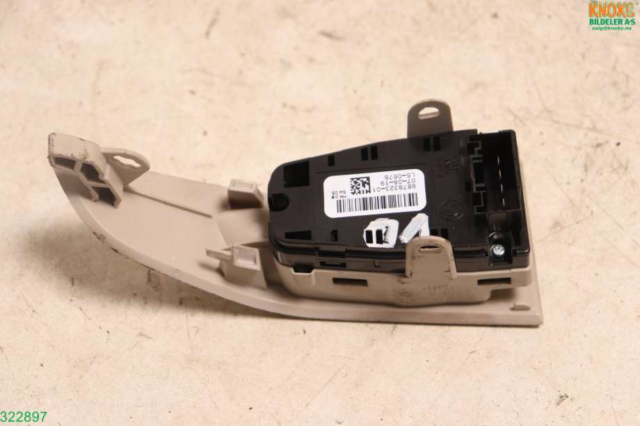 Bryter ruteheis til BMW X7 2018-->> (G07) (G07) (BMW|61 31 9 878 323|)