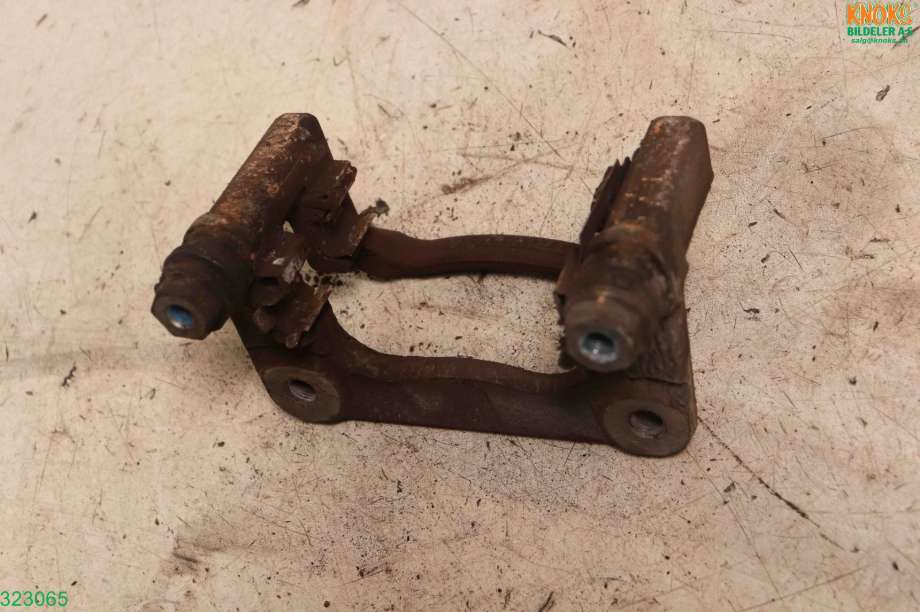 Bremsecaliper brakett til Opel Corsa E, 2015-2019  (OPEL|95517077)