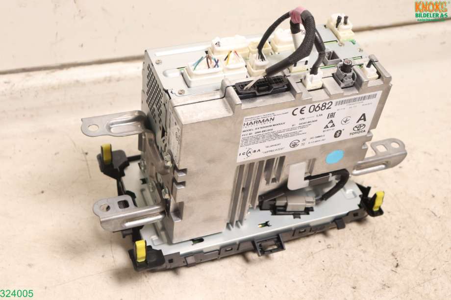 Bilstereo til Toyota Yaris 2014-2020 (Type III, Fase 2)  (TOYOTA|861400D220|)