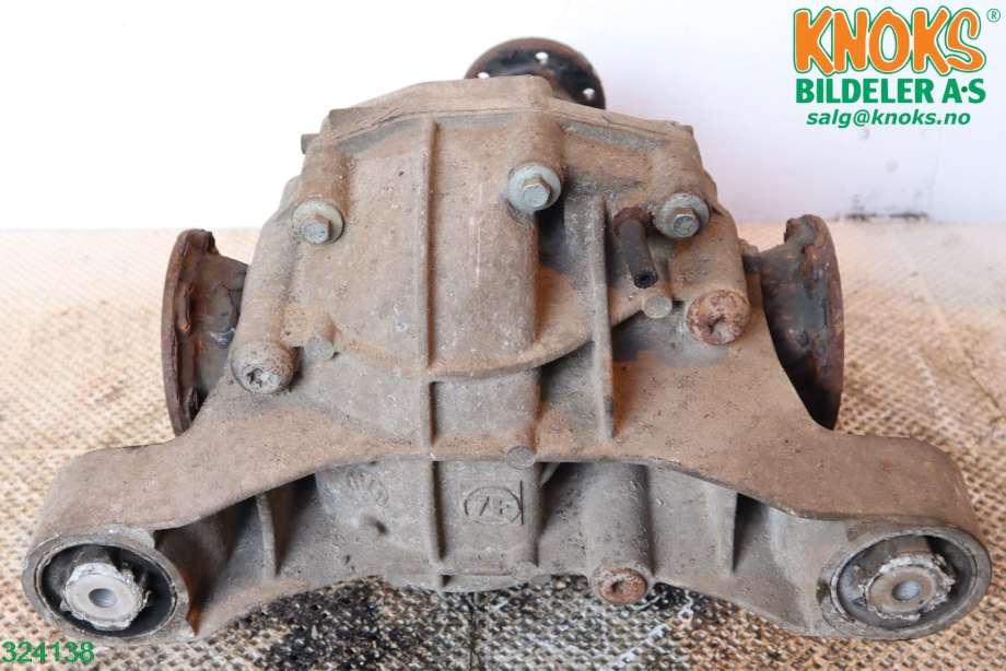 Kardang klokke bak til VW Touareg 2003-2007 (Type I, Fase 1) (VOLKSWAGEN|0AC 525 015 L|)