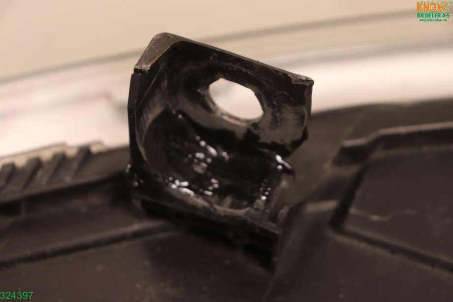 Frontlykt høyre xenon til Audi A6 2005-2008 (Type III, Fase 1) (C6) (C6) (AUDI|4F0 941 030 AK|4F0 941 030 FF|)