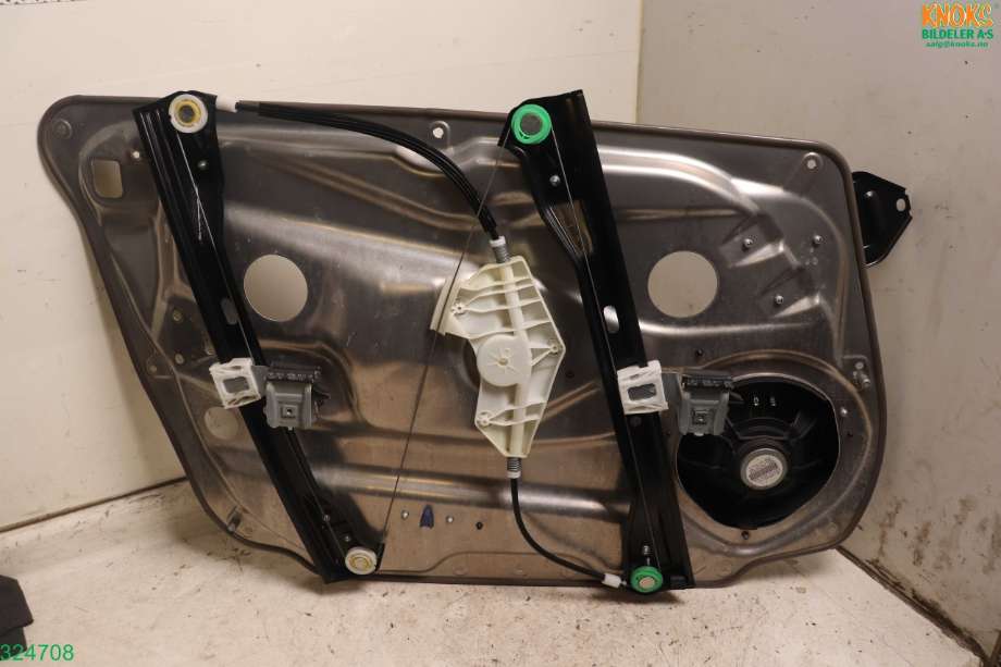 Ruteheis til Mercedes E-Klasse 2009-2013 (Fase 1) (W212) (W212) (MERCEDES|A 212 720 16 79|)