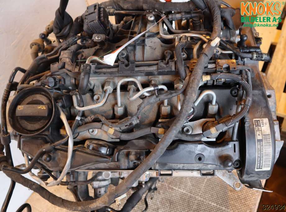 Motor diesel til Škoda Yeti 2009-2013 (Fase 1)  (SKODA|03L 100 035 J|)