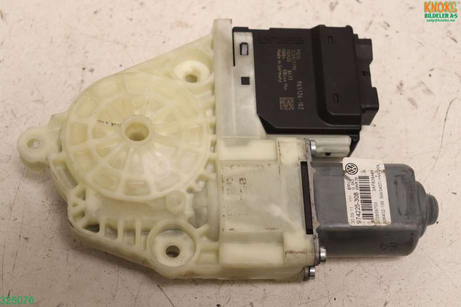 Ruteheis venstre bak til VW Passat 2011-2015 (B7) (B7) (VOLKSWAGEN|3AA 959 703 B|)
