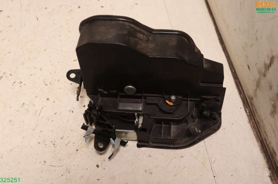 Dørlås låskasse til BMW X1 2009-2015 (E84) (E84) (BMW|51 22 7 229 459|)