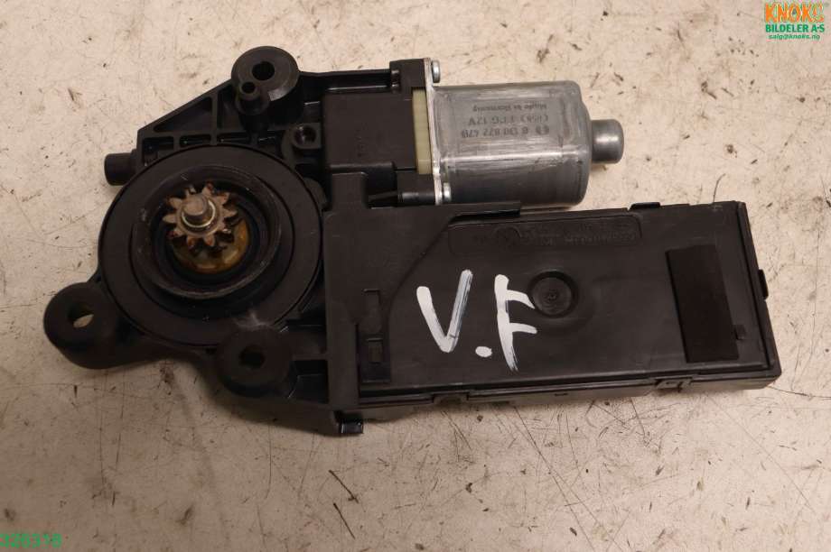 Ruteheis venstre foran til Renault Megane 2009-2016 Type III  (RENAULT|807310596R|)