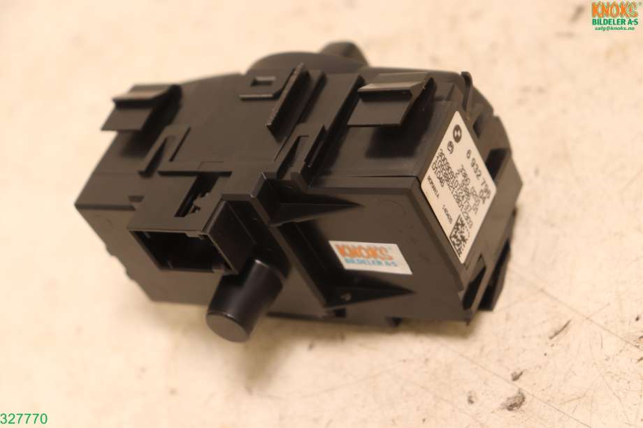 Bryter lys til BMW X1 2009-2015 (E84) (E84) (BMW|61 31 6 932 796|)