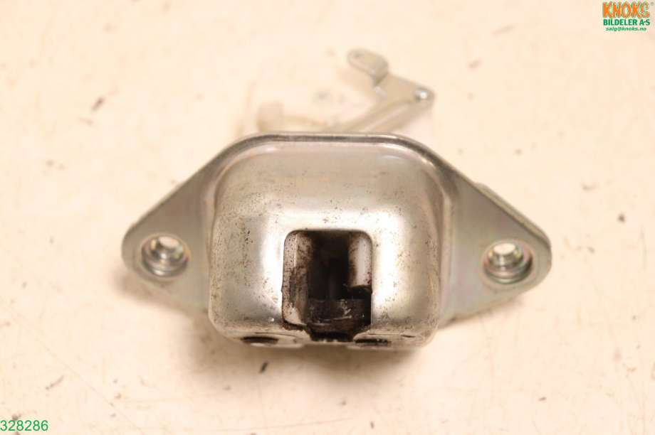 Baklukelås til Subaru Legacy, 2009-2015  (SUBARU|63032FG102)
