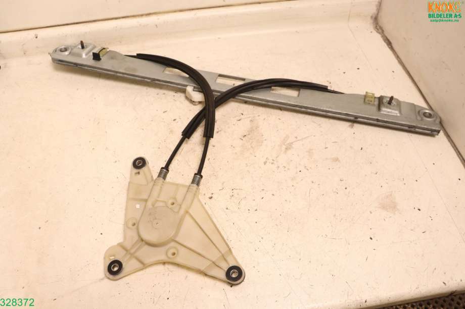 Ruteheis til Renault Master, 2010-2013 (Type III, Fase 1)  (RENAULT|807200008R)