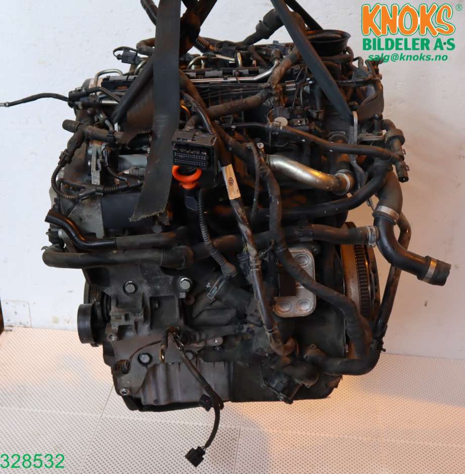 Motor diesel til VW Golf VI 2008-2012  (VOLKSWAGEN|03L 100 036 LX|)
