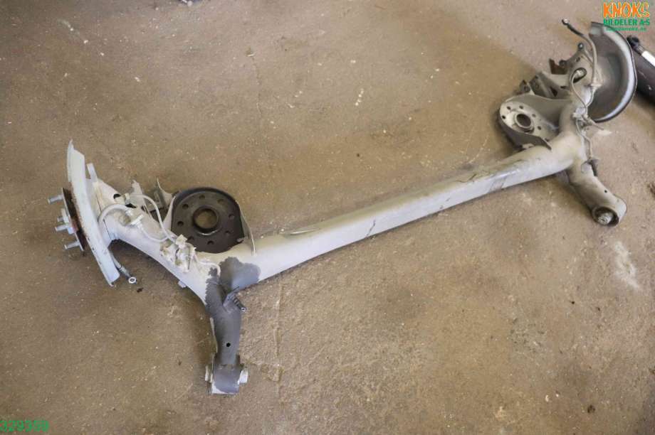 Bakaksel til Toyota Yaris 2012-2014 (Type III, Fase 1)  (TOYOTA|421100D340|)