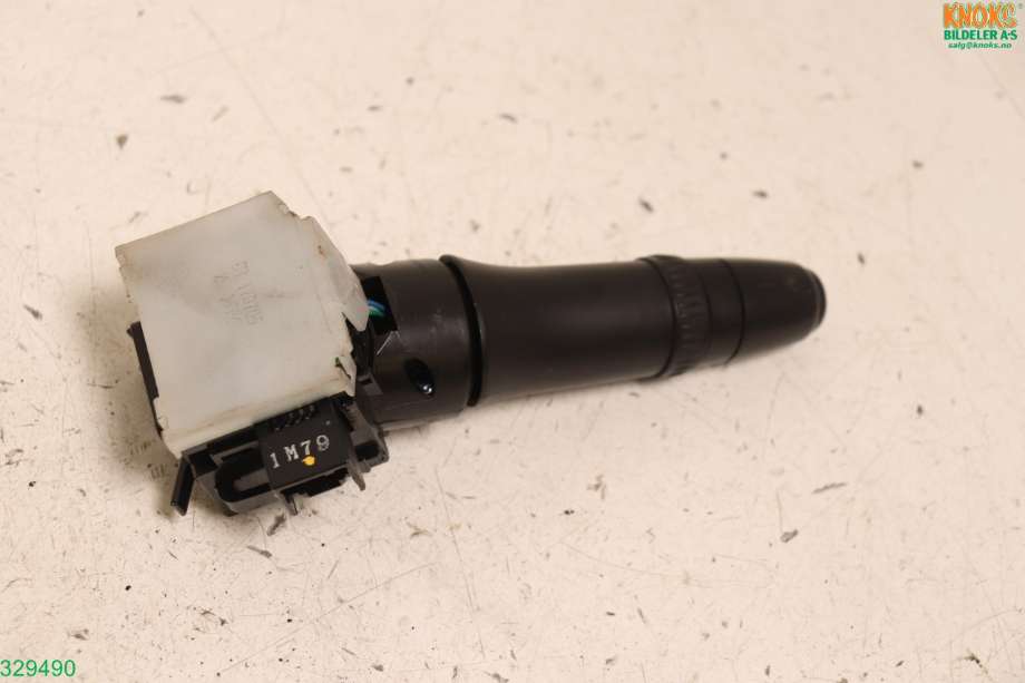 Bryter blink til Mitsubishi Outlander 2007-2010 (Type II, Fase 1)  (MITSUBISHI|8614A060|)