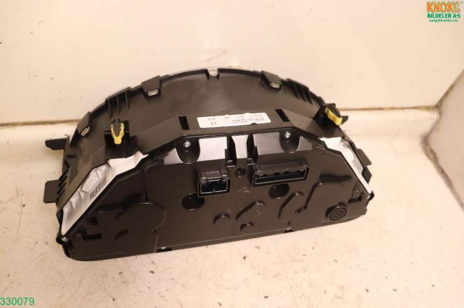 Instrumentpanel til Toyota Auris 2013-2015 (Type II, Fase 1)  (TOYOTA|838000ZW30|)