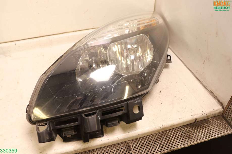 Frontlykt venstre halogen til Renault Scenic, 2009-2016 (Type III) (RENAULT|260606760R)