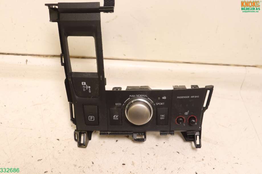 Bryter diverse til Lexus CT, 2010-2020  (LEXUS|8497076120)