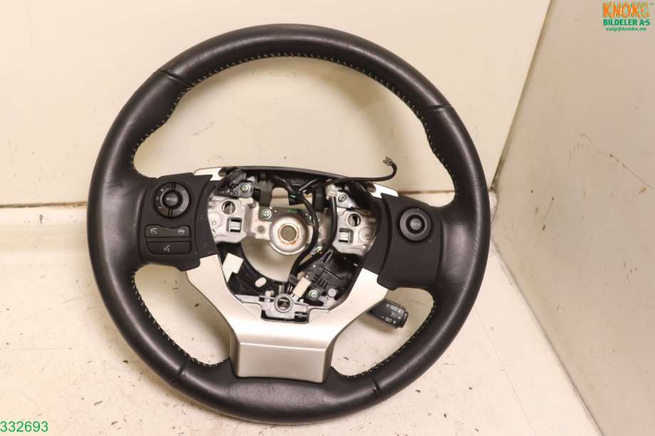 Ratt til Lexus CT, 2010-2020  (LEXUS|45100 76100C4)