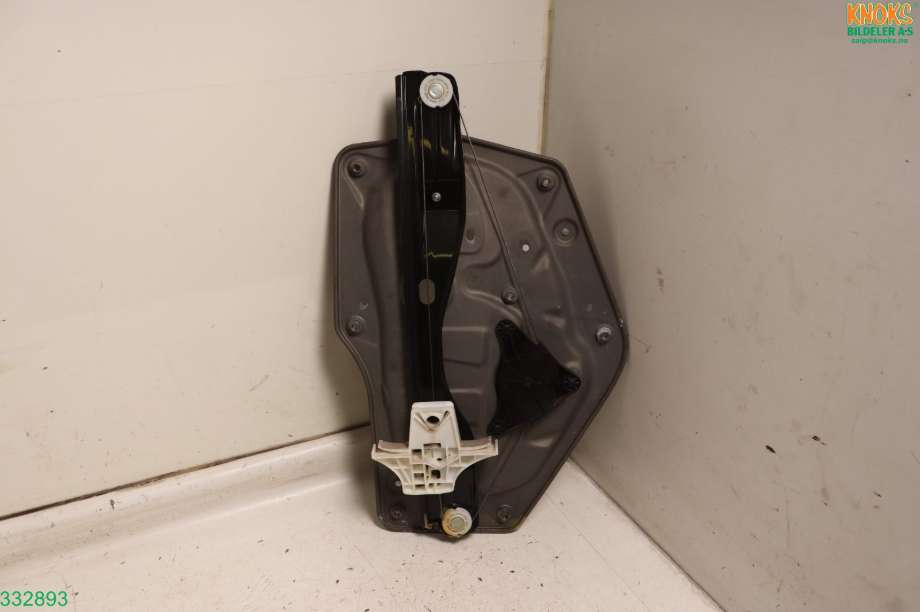 Ruteheis til Škoda Superb 2008-2015 (Type II)  (SKODA|3T0 839 462|)