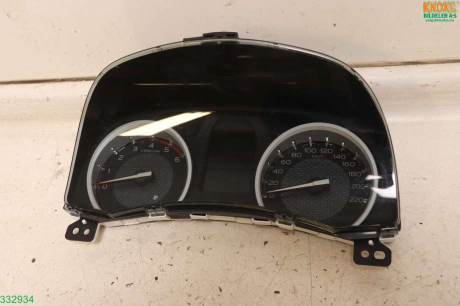 Instrumentpanel til Isuzu D-Max 2017-2020 (Type II, Fase 2) (Isuzu|8983706120|)