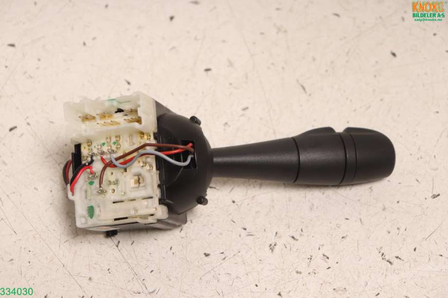 Bryter blink til Smart Fortwo 2015-->> (Type III) (C453) (C453) (SMART|A 453 545 49 00|)