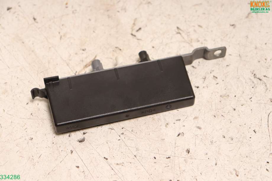 Antenne forsterker til Porsche Cayenne 2010-2017 (92A) (92A) (PORSCHE|958 647 312 01|)