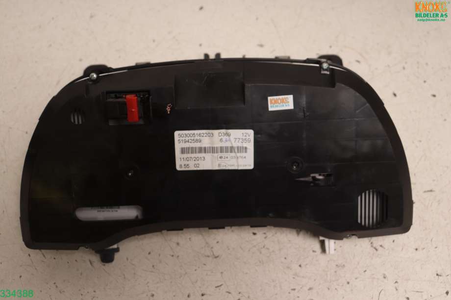 Instrumentpanel til Opel Combo D 2012-2018  (OPEL|95525562|)