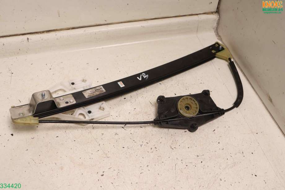 Ruteheis til Audi Q3, 2011-2014 (Type I, Fase 1)  (AUDI|8U0 839 461)